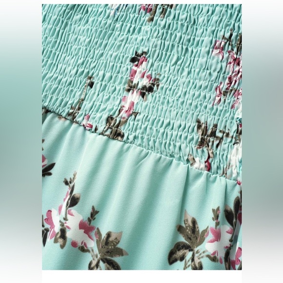 BloomChic Plus Size 3XL Floral Square Neck Ruffles Pocket Shirred Split Dress - Picture 4 of 7